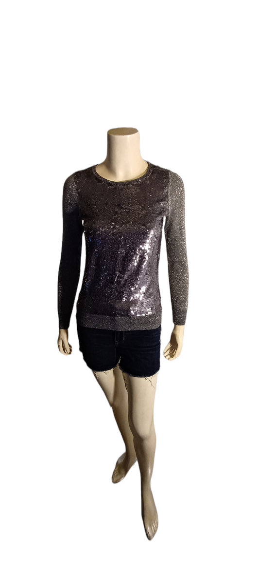 Sku 606033 PRE-OWNED....H&M Gray& Silver Sequin Long Sleeve Sweater Size XS