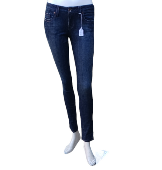 Sku 512713 PRE-OWNED......Refuge Skinny Jeans Size 1R