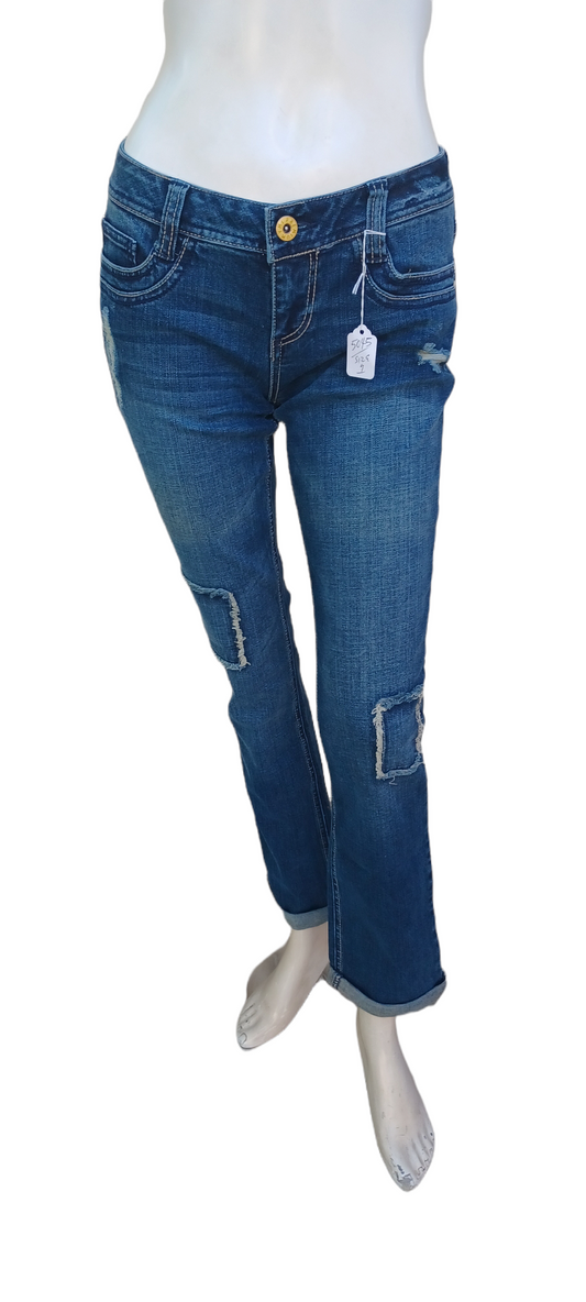 Sku 504513 PRE-OWNED......YMI Premium Straight Leg Jeans Size 1